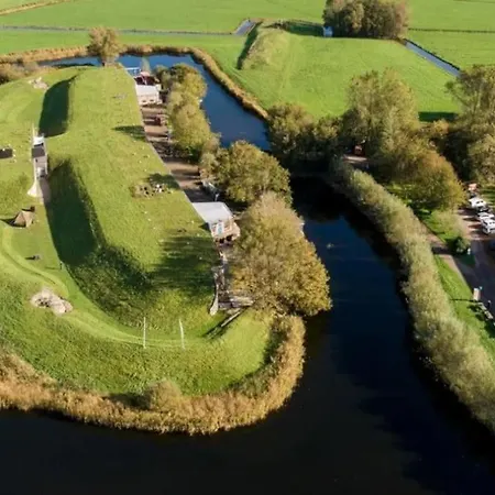 De Witte Reiger * Markenbinnen